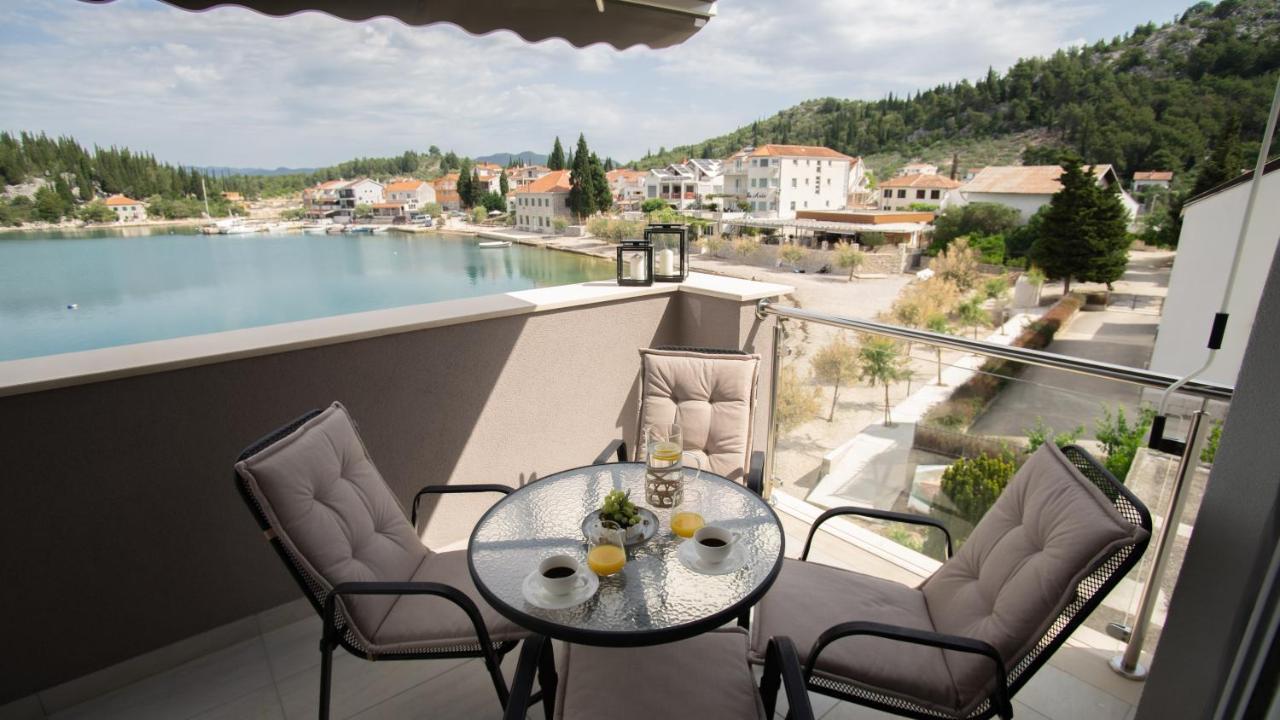 Apartment Antun - Adriatic Coast Retreat Блаце Экстерьер фото