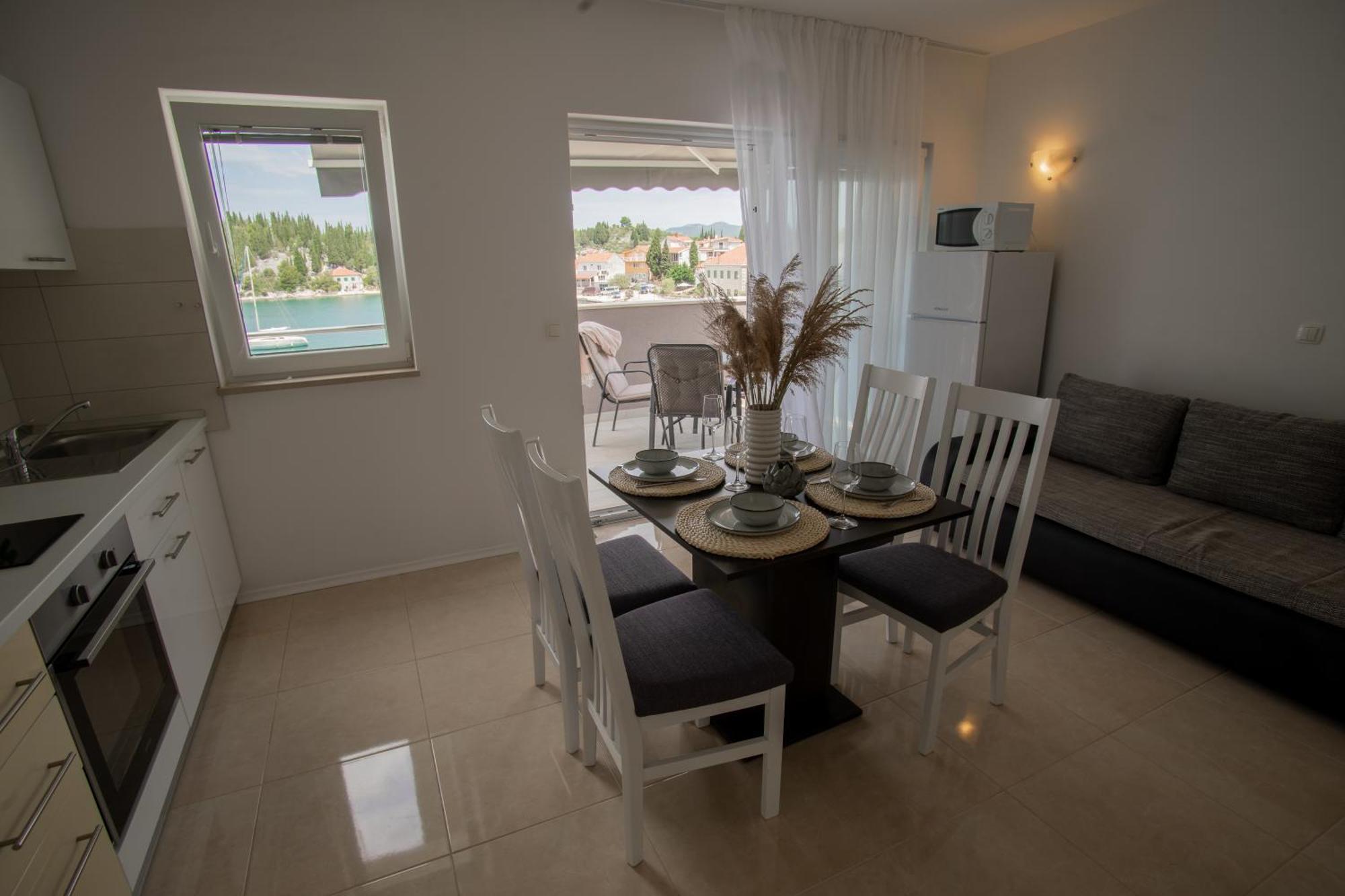 Apartment Antun - Adriatic Coast Retreat Блаце Номер фото
