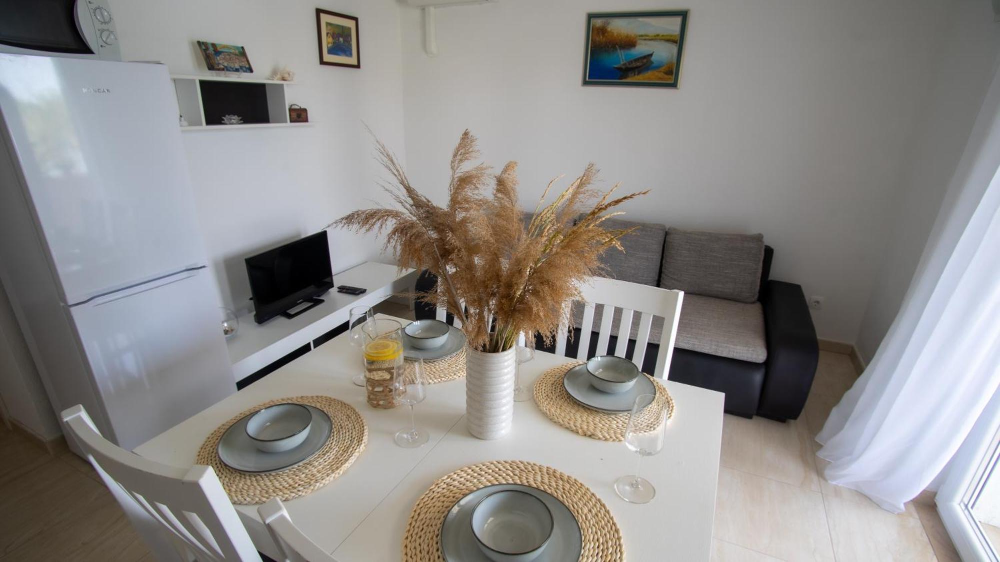 Apartment Antun - Adriatic Coast Retreat Блаце Номер фото